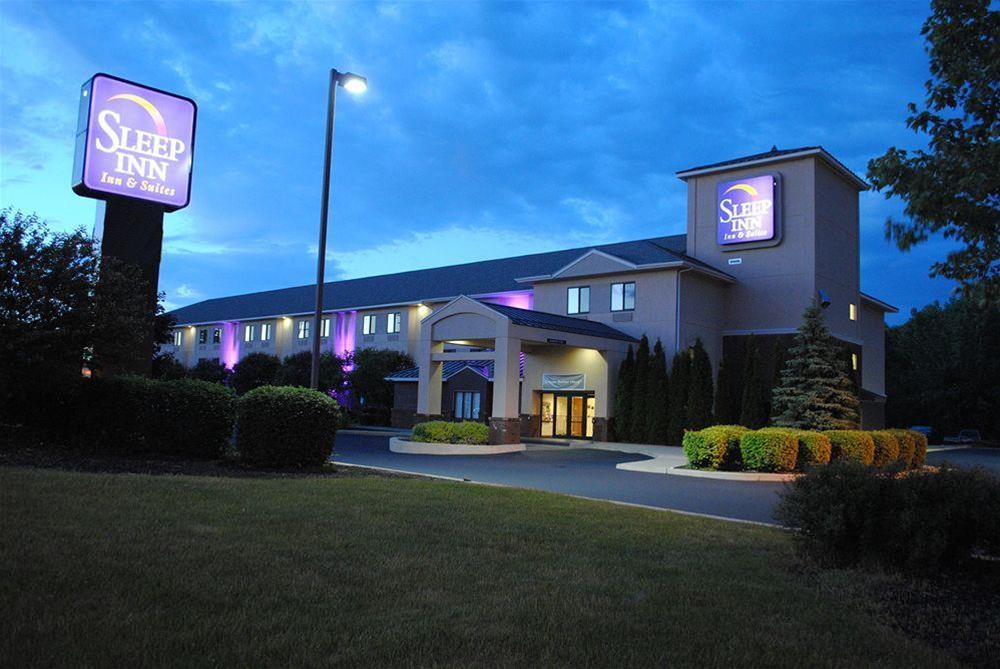 Sleep Inn & Suites Queensbury - Lake George Eksteriør bilde