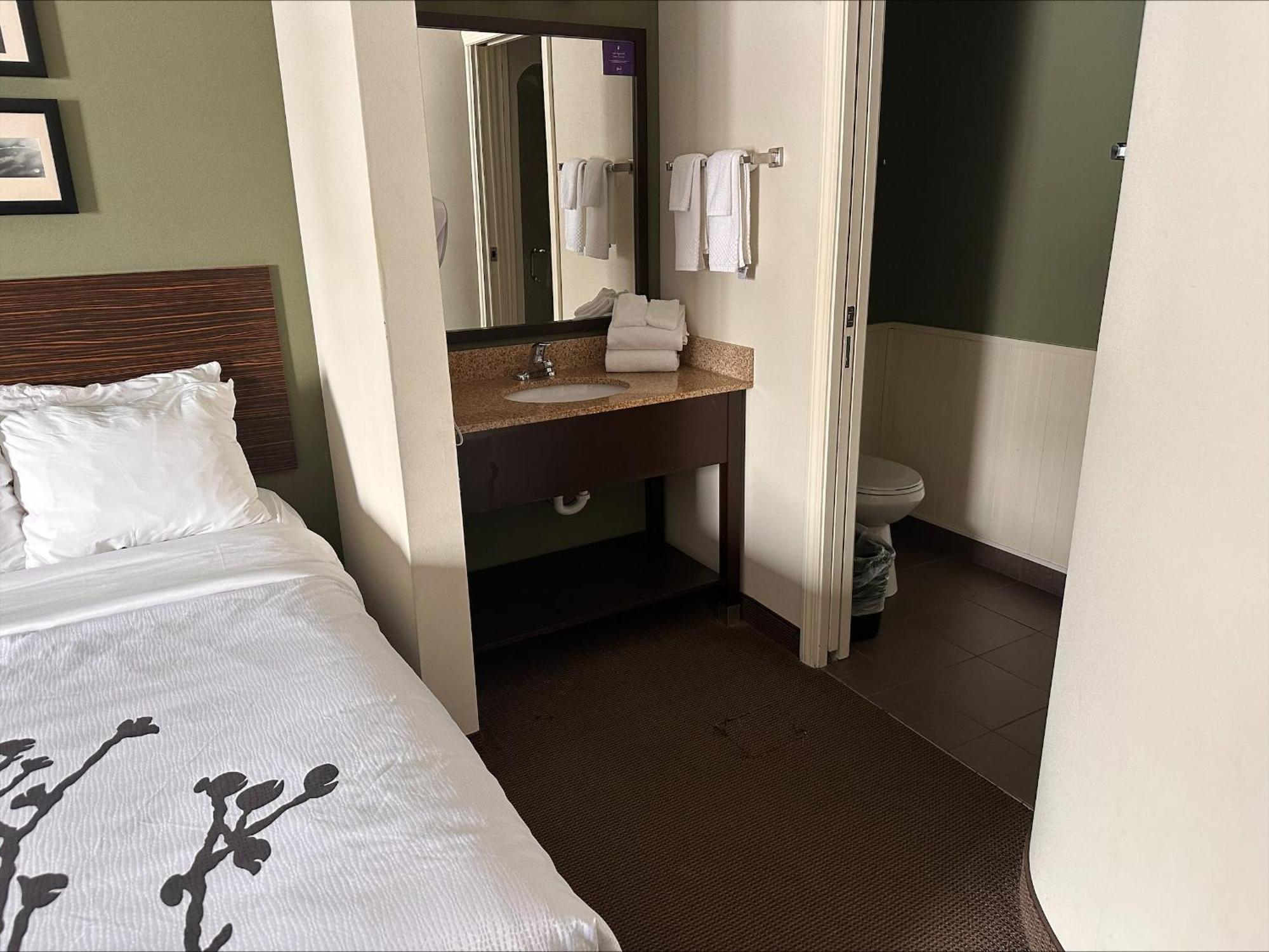 Sleep Inn & Suites Queensbury - Lake George Eksteriør bilde