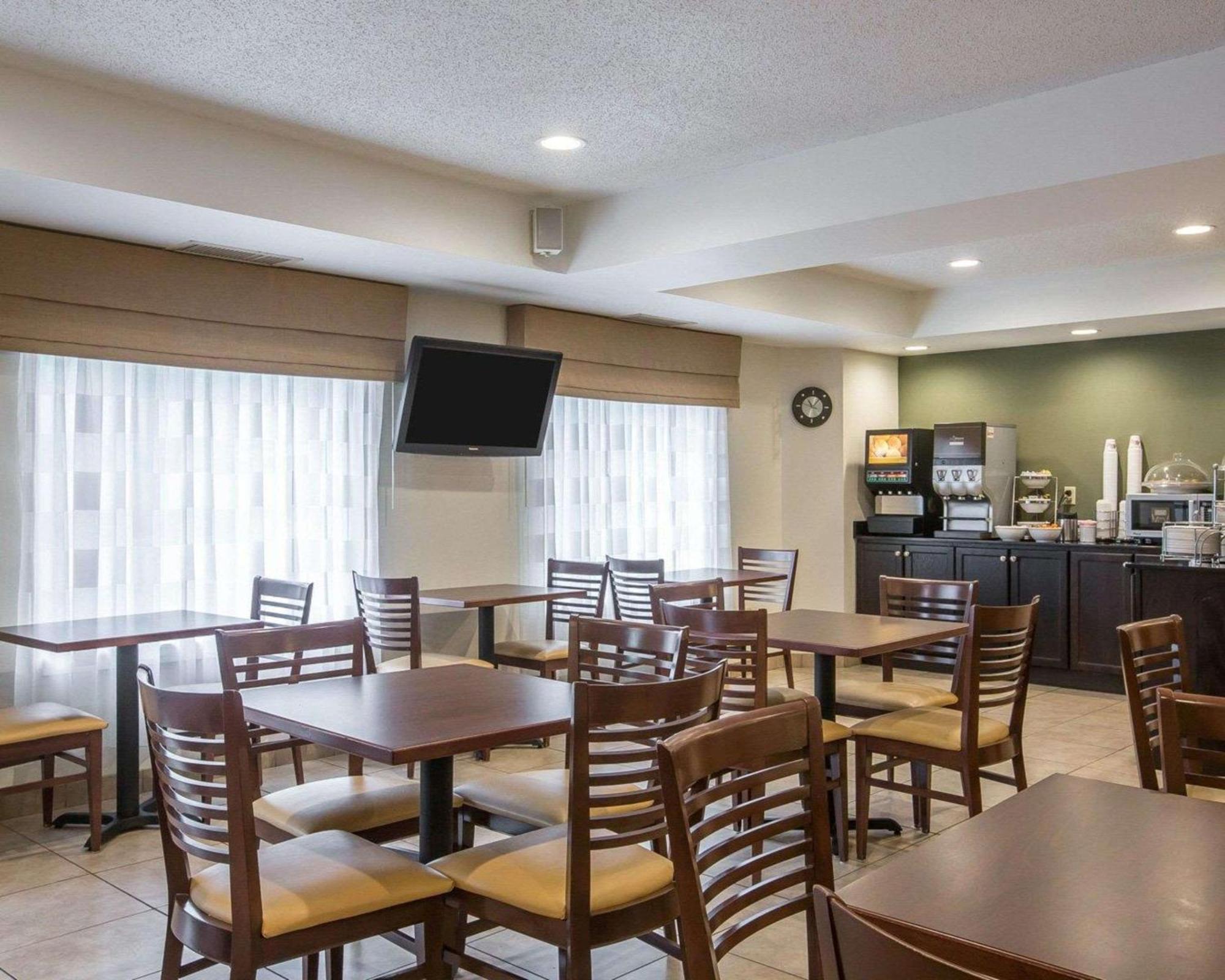 Sleep Inn & Suites Queensbury - Lake George Eksteriør bilde
